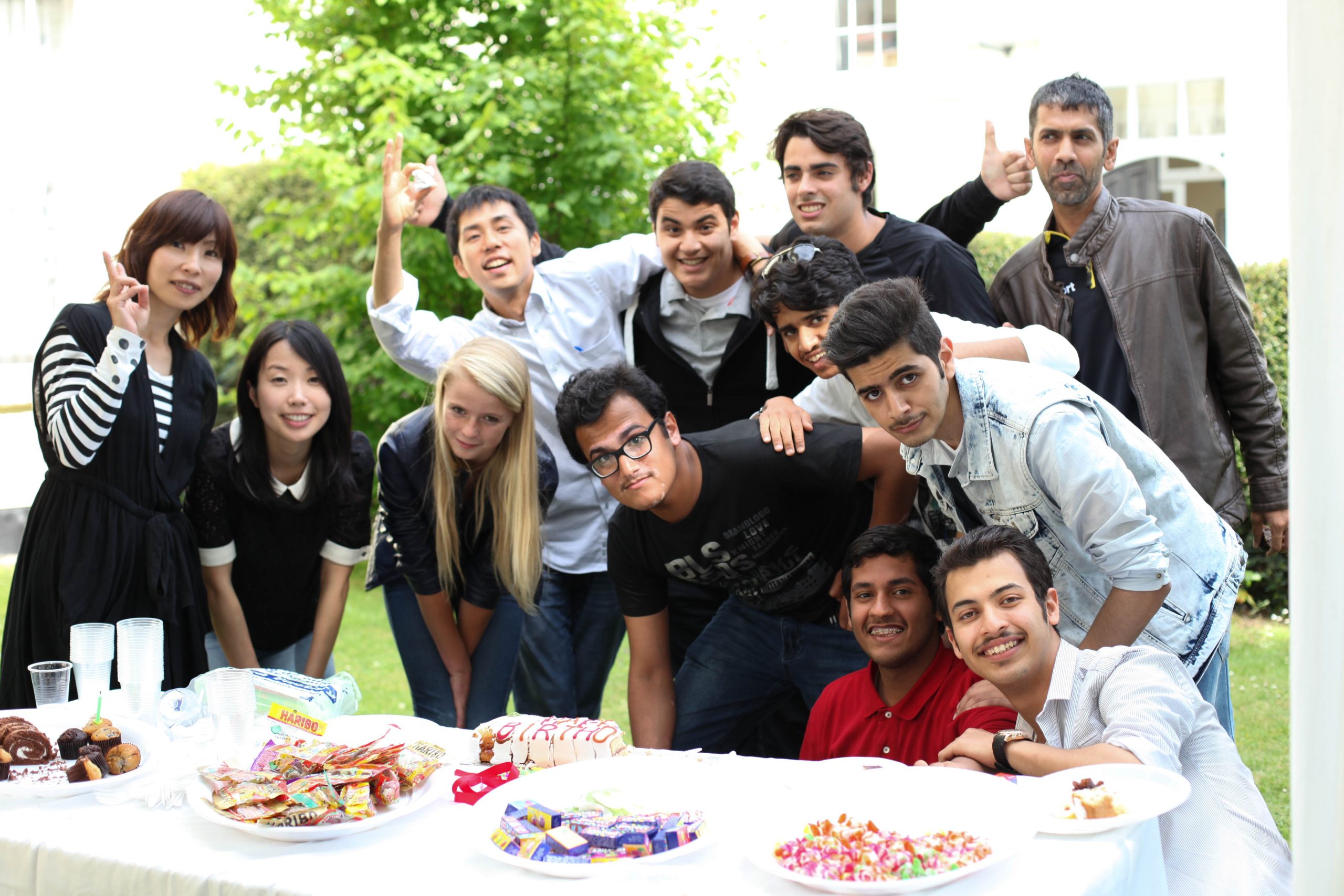 Students relaxing together in the student lounge at inlingua Cheltenham after class