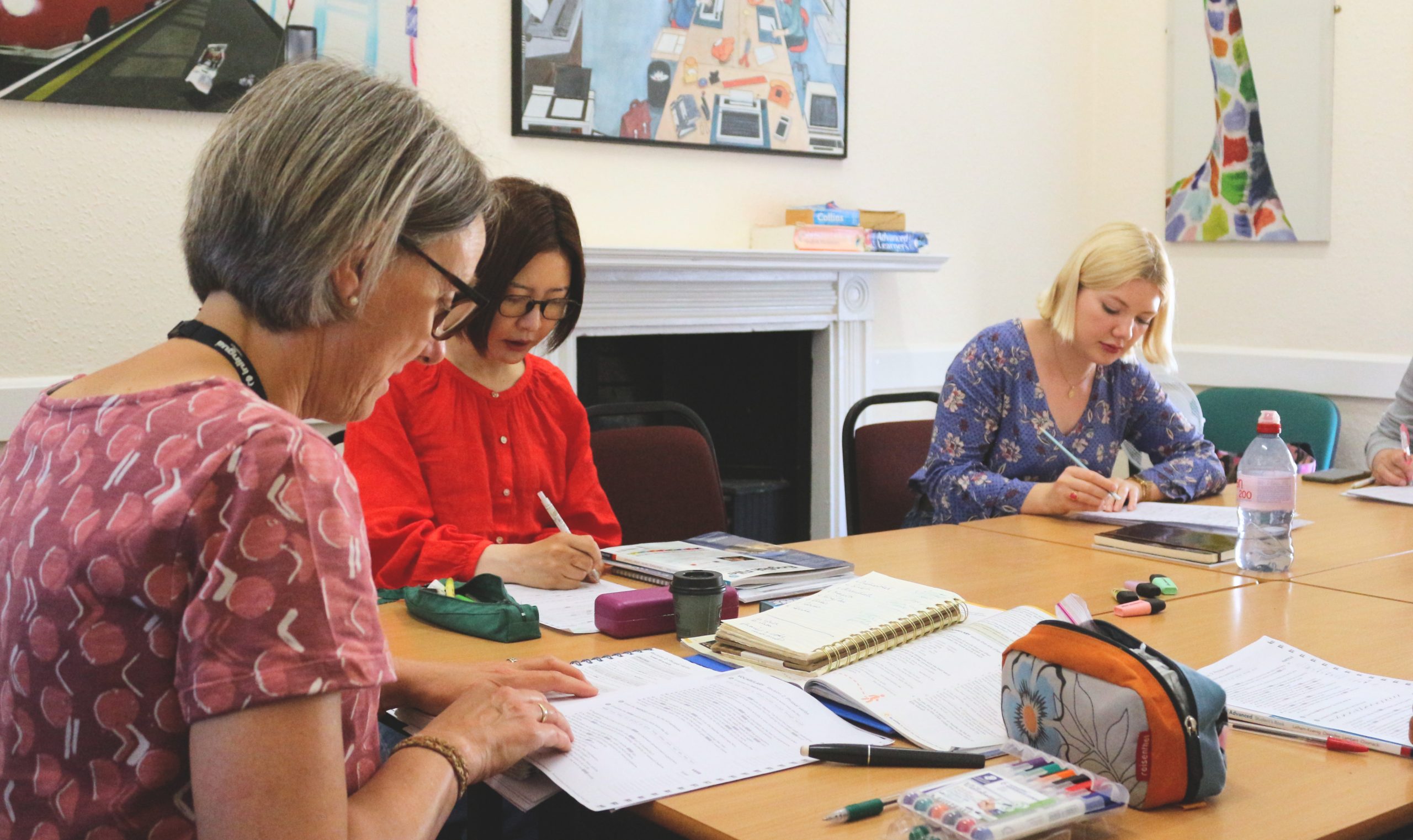 A morning group English class in progress at inlingua Cheltenham