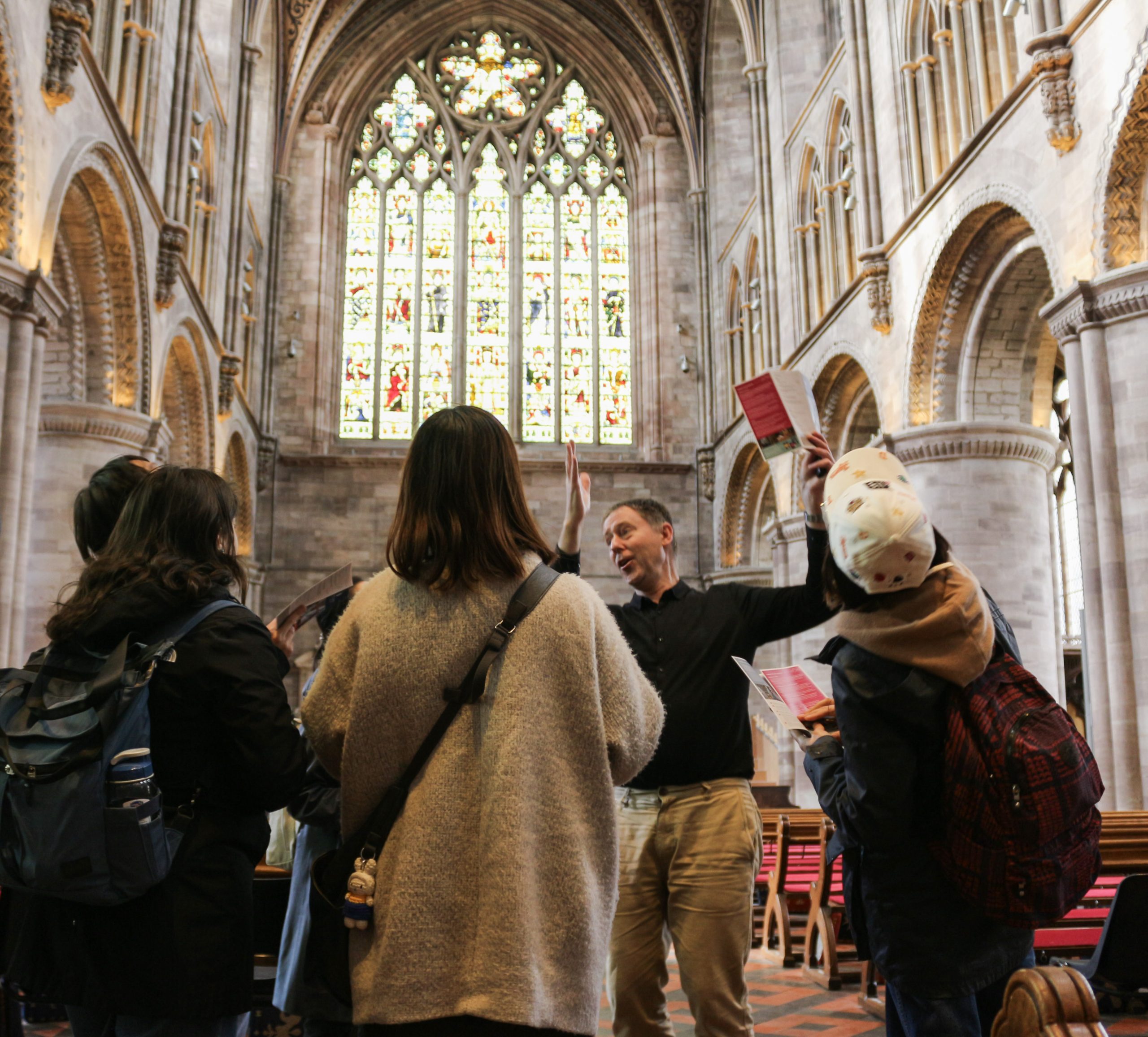 A group of inlingua Cheltenham students on a day trip in London